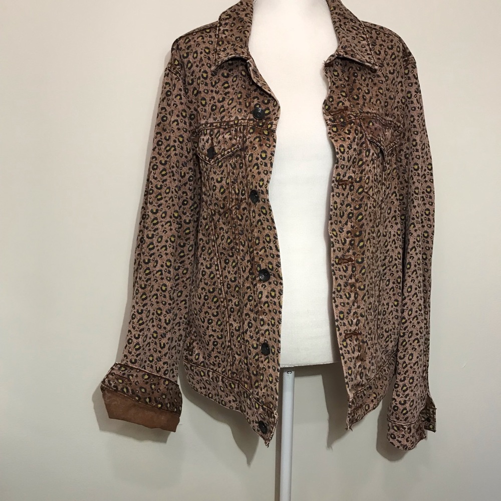 BDG Urban Outfitters Cheetah Leopard Print Jean Jacket Large